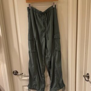 Lululemon lightweight cargos